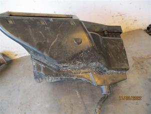 Gebruikte Luchtfilterhuis Seat Alhambra (7N) 2.0 TDI 16V Prijs op aanvraag aangeboden door Autohandel-Smet Gebroeders NV