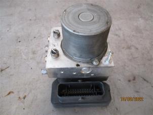 Gebruikte ABS Pomp Peugeot Boxer (U9) 2.0 BlueHDi 130 Prijs op aanvraag aangeboden door Autohandel-Smet Gebroeders NV