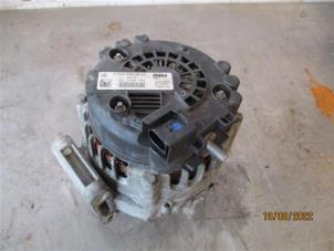 Gebruikte Dynamo Mercedes Vito (447.6) 2.2 119 CDI 16V BlueTEC Prijs op aanvraag aangeboden door Autohandel-Smet Gebroeders NV