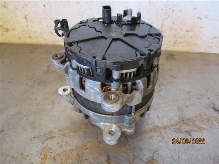 Dynamo van een Volkswagen Transporter/Caravelle T6 2.0 TDI 2020