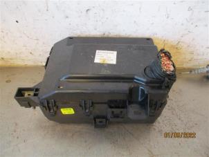 Gebruikte Zekeringkast Maserati Ghibli III 3.0 Diesel Prijs op aanvraag aangeboden door Autohandel-Smet Gebroeders NV