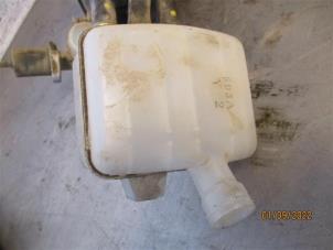 Gebruikte Hoofdremcilinder Nissan Cabstar (F22) 3.0 TDI Prijs op aanvraag aangeboden door Autohandel-Smet Gebroeders NV