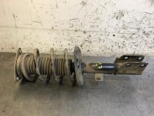 Gebruikte Schokdemper links-voor DS Automobiles DS 7 Crossback 1.5 BlueHDI 130 Prijs op aanvraag aangeboden door Autohandel-Smet Gebroeders NV