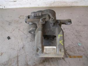 Gebruikte Remklauw (Tang) links-voor DS Automobiles DS 7 Crossback 1.5 BlueHDI 130 Prijs op aanvraag aangeboden door Autohandel-Smet Gebroeders NV