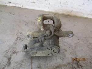 Gebruikte Remklauw (Tang) rechts-achter DS Automobiles DS 7 Crossback 1.5 BlueHDI 130 Prijs op aanvraag aangeboden door Autohandel-Smet Gebroeders NV