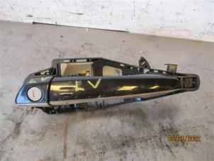 Gebruikte Handgreep DS Automobiles DS 7 Crossback 1.5 BlueHDI 130 Prijs op aanvraag aangeboden door Autohandel-Smet Gebroeders NV