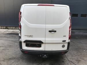 Gebruikte Achterbumper Ford Transit Custom 2.2 TDCi 16V Prijs op aanvraag aangeboden door Autohandel-Smet Gebroeders NV
