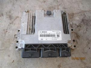 Gebruikte Computer Motormanagement Renault Clio IV (5R) 1.5 Energy dCi 90 FAP Prijs op aanvraag aangeboden door Autohandel-Smet Gebroeders NV