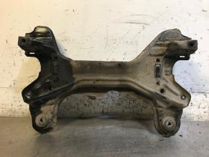 Gebruikte Subframe Volkswagen New Beetle (9C1/9G1) 1.6 Prijs op aanvraag aangeboden door Autohandel-Smet Gebroeders NV