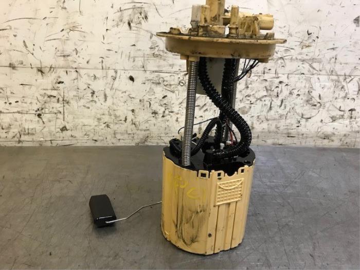 Gebruikte Tank element Pomp Opel Mokka/Mokka X 1.7 CDTI 16V 4x2 Prijs op aanvraag aangeboden door Autohandel-Smet Gebroeders NV