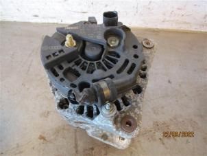 Gebruikte Dynamo Volkswagen New Beetle (9C1/9G1) 1.6 Prijs op aanvraag aangeboden door Autohandel-Smet Gebroeders NV