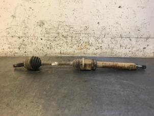 Gebruikte Homokineetas rechts-voor Ford Fiesta 6 (JA8) 1.0 EcoBoost 12V Sport Prijs op aanvraag aangeboden door Autohandel-Smet Gebroeders NV