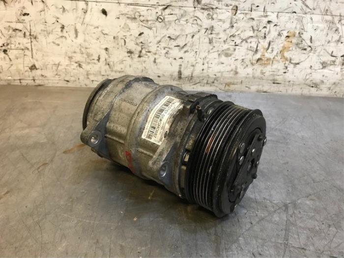 Gebruikte Diversen Nissan NV 400 (M9J) 2.3 dCi 110 16V Prijs op aanvraag aangeboden door Autohandel-Smet Gebroeders NV