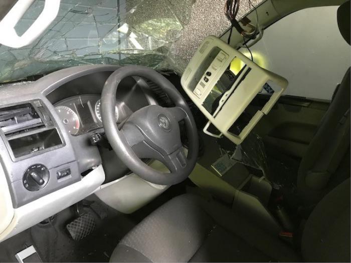 Airbag links (Stuur) van een Volkswagen Transporter T5 2.0 BiTDI DRF 2012