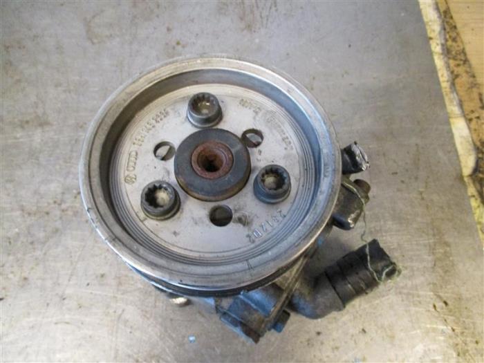 Gebruikte Servopomp Volkswagen Transporter/Caravelle T5 2.0 BiTDI DRF Prijs op aanvraag aangeboden door Autohandel-Smet Gebroeders NV
