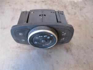 Gebruikte Licht Schakelaar Ford Transit Custom 2.0 TDCi 16V Eco Blue 170 Prijs op aanvraag aangeboden door Autohandel-Smet Gebroeders NV