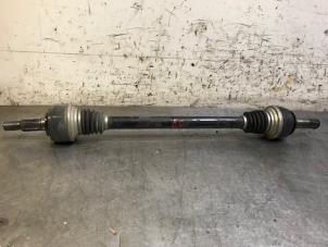 Gebruikte Aandrijfas links-achter Volkswagen Touareg (7PA/PH) 3.0 TDI V6 24V BlueMotion Technology SCR Prijs op aanvraag aangeboden door Autohandel-Smet Gebroeders NV