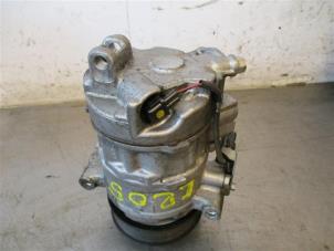 Gebruikte Aircopomp Mercedes C (W205) C-200 1.6 CDI BlueTEC, C-200 d 16V Prijs op aanvraag aangeboden door Autohandel-Smet Gebroeders NV