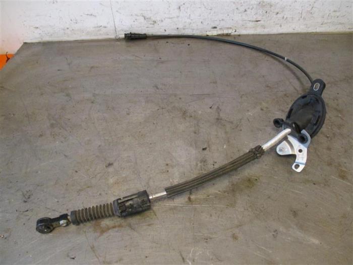 Gebruikte Schakelkabel Versnellingsbak BMW X1 (F48) xDrive 25e 1.5 12V TwinPower Turbo Prijs op aanvraag aangeboden door Autohandel-Smet Gebroeders NV