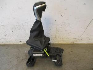 Gebruikte Versnellingspook BMW X1 (F48) sDrive 20d 2.0 16V Prijs op aanvraag aangeboden door Autohandel-Smet Gebroeders NV