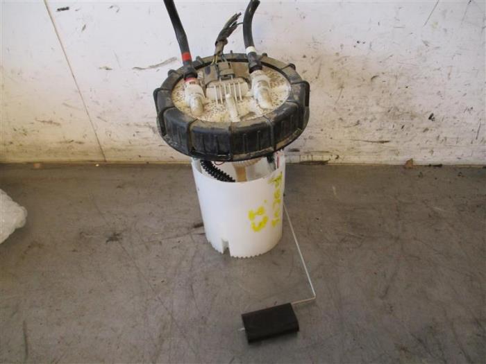 Gebruikte Tank element Pomp Ford Focus 3 Wagon 1.6 TDCi 115 Prijs op aanvraag aangeboden door Autohandel-Smet Gebroeders NV