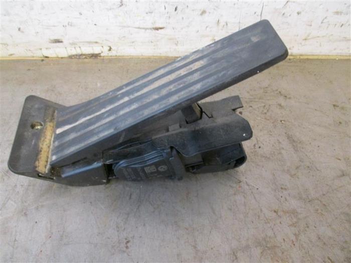 Gebruikte Sensor Gaspedaalpositie BMW 2 serie Active Tourer (F45) 218d 2.0 TwinPower Turbo 16V Prijs op aanvraag aangeboden door Autohandel-Smet Gebroeders NV
