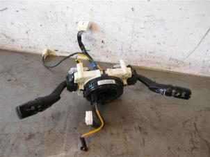 Gebruikte Licht + Raw Schakelaar Ssang Yong Rexton W 2.2 RX 220 E-XDI 16V 4WD Prijs op aanvraag aangeboden door Autohandel-Smet Gebroeders NV