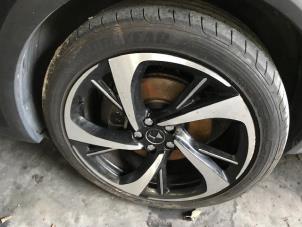 Gebruikte Velgen set + banden DS Automobiles DS 7 Crossback 1.6 16V E-Tense 4x4 Prijs op aanvraag aangeboden door Autohandel-Smet Gebroeders NV