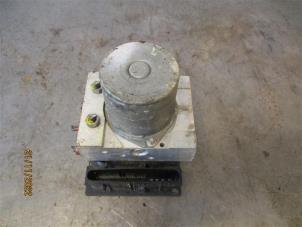 Gebruikte ABS Pomp Mercedes Sprinter 3,5t (906.13/906.23) 315 CDI 16V Prijs op aanvraag aangeboden door Autohandel-Smet Gebroeders NV