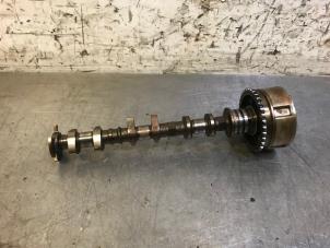 Gebruikte Nokkenas Hyundai i10 (B5) 1.0 12V Prijs op aanvraag aangeboden door Autohandel-Smet Gebroeders NV