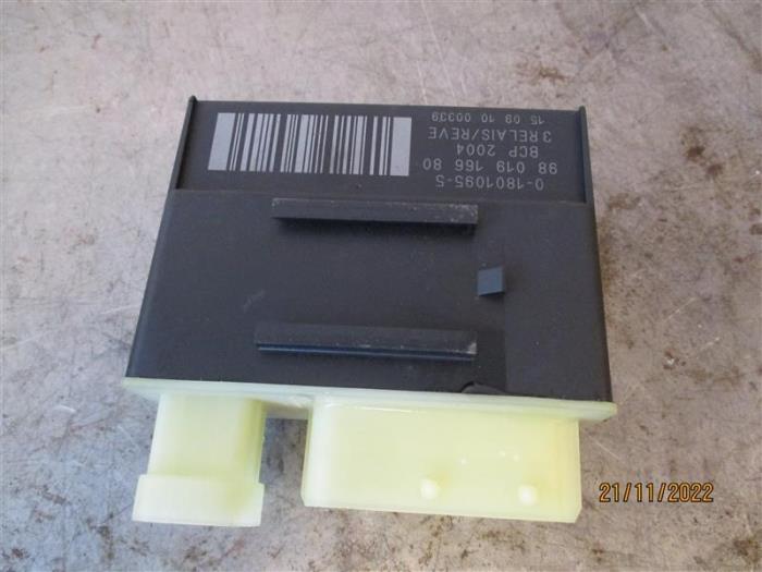 Gebruikte Module (diversen) Citroen C4 Picasso (3D/3E) 2.0 Blue HDI 135 Hybrid Prijs op aanvraag aangeboden door Autohandel-Smet Gebroeders NV