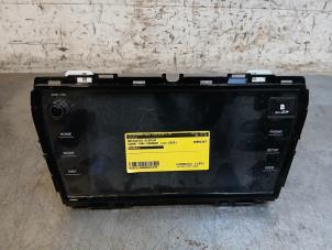 Gebruikte Navigatie Display Ssang Yong Korando 1.5 e-XGDi 16V 2WD Prijs op aanvraag aangeboden door Autohandel-Smet Gebroeders NV