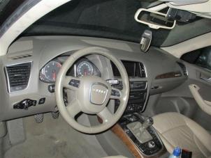 Gebruikte Airbag set + dashboard Audi Q5 (8RB) Prijs op aanvraag aangeboden door Autohandel-Smet Gebroeders NV