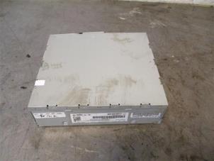 Gebruikte Radio module Audi Q3 (8UB/8UG) 2.0 TDI 16V 177 Quattro Prijs op aanvraag aangeboden door Autohandel-Smet Gebroeders NV