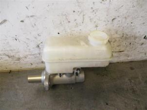 Gebruikte Hoofdremcilinder Opel Antara (LA6) 2.2 CDTI 16V 4x4 Prijs op aanvraag aangeboden door Autohandel-Smet Gebroeders NV