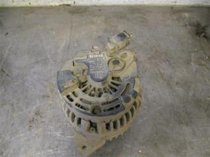 Gebruikte Dynamo Toyota Hilux IV 3.0 D4-D 16V 4x4 Prijs op aanvraag aangeboden door Autohandel-Smet Gebroeders NV