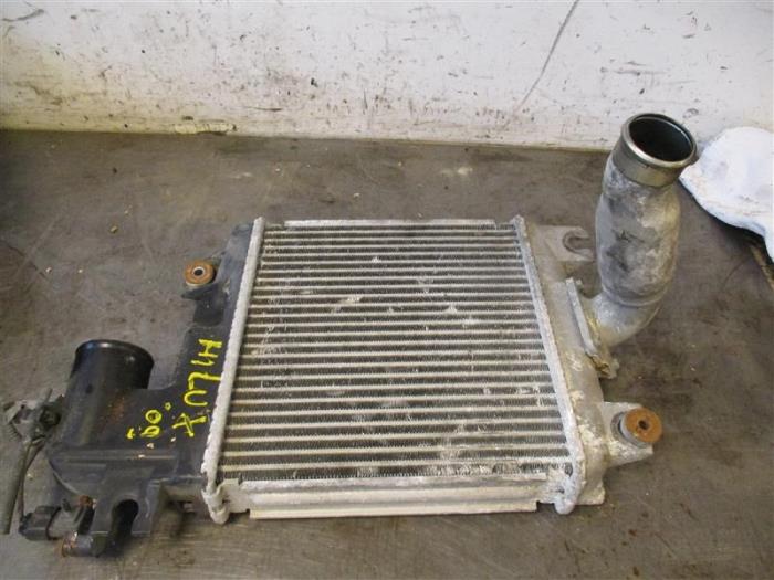 Gebruikte Intercooler Toyota Hilux IV 3.0 D4-D 16V 4x4 Prijs op aanvraag aangeboden door Autohandel-Smet Gebroeders NV