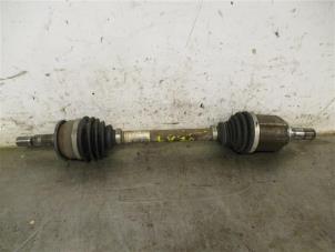 Gebruikte Aandrijfas links-voor Opel Astra K 1.5 CDTi 122 12V Prijs op aanvraag aangeboden door Autohandel-Smet Gebroeders NV
