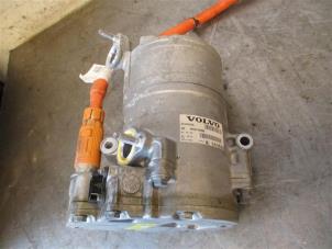 Gebruikte Aircopomp Volvo XC90 II 2.0 T8 16V Twin Engine AWD Prijs op aanvraag aangeboden door Autohandel-Smet Gebroeders NV