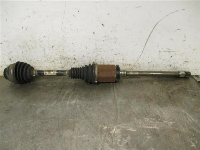 Gebruikte Steekas rechts-voor BMW 3 serie (F30) 320i xDrive 2.0 16V Prijs op aanvraag aangeboden door Autohandel-Smet Gebroeders NV