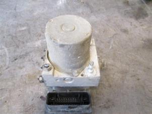 Gebruikte ABS Pomp Opel Vivaro A Combi 2.0 CDTI Prijs op aanvraag aangeboden door Autohandel-Smet Gebroeders NV