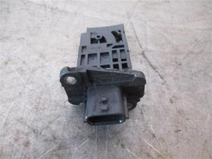 Gebruikte Luchthoeveelheidsmeter Renault Trafic Passenger (1JL/2JL/3JL/4JL) 1.6 dCi 125 Twin Turbo Prijs op aanvraag aangeboden door Autohandel-Smet Gebroeders NV