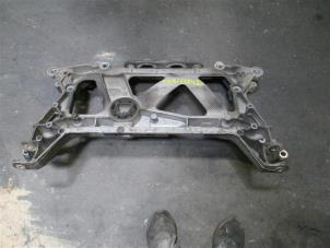 Gebruikte Subframe Audi A3 Sportback (8VA/8VF) 1.6 TDI Ultra 16V Prijs op aanvraag aangeboden door Autohandel-Smet Gebroeders NV