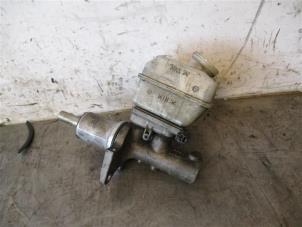 Gebruikte Hoofdremcilinder Volkswagen Crafter 2.0 TDI 16V Prijs op aanvraag aangeboden door Autohandel-Smet Gebroeders NV