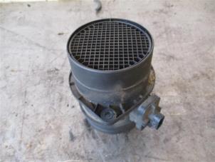 Gebruikte Luchthoeveelheidsmeter Volkswagen Crafter 2.0 TDI 16V Prijs op aanvraag aangeboden door Autohandel-Smet Gebroeders NV