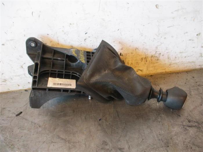 Gebruikte Versnellingspook Citroen Jumper (U9) 2.2 Blue HDi 140 Prijs op aanvraag aangeboden door Autohandel-Smet Gebroeders NV