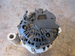 Gebruikte Dynamo Opel Insignia 2.0 CDTI 16V 130 Ecotec Prijs op aanvraag aangeboden door Autohandel-Smet Gebroeders NV