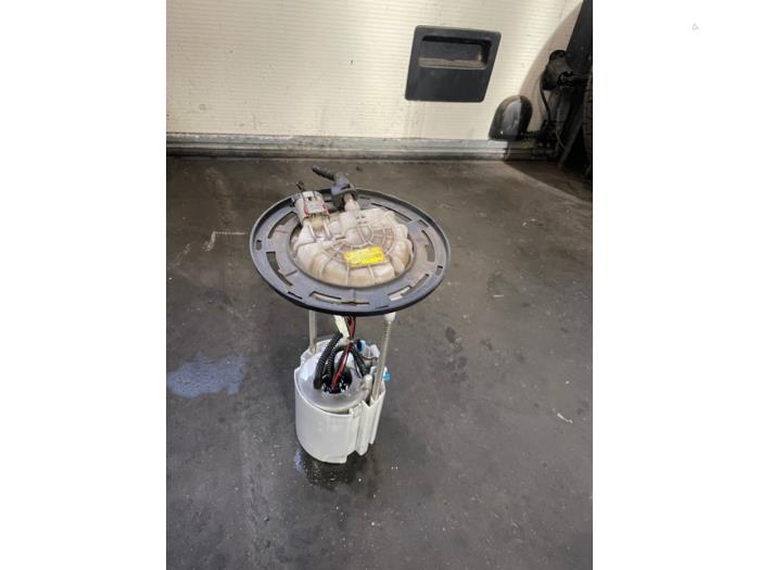 Gebruikte Tank element Pomp Dodge 1500 Crew Cab (DS) 5.7 Hemi V8 4x4 Prijs op aanvraag aangeboden door Autohandel-Smet Gebroeders NV