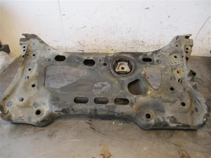 Gebruikte Subframe Skoda Octavia Combi (5EAC) 1.6 TDI 16V Prijs op aanvraag aangeboden door Autohandel-Smet Gebroeders NV
