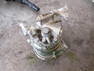 Gebruikte Aircopomp Peugeot 108 1.0 12V Prijs op aanvraag aangeboden door Autohandel-Smet Gebroeders NV